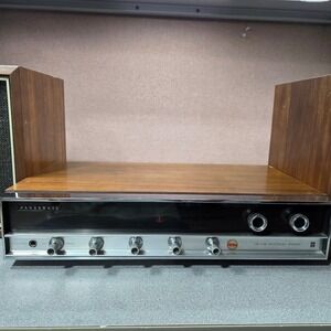 Panasonic RE-7670 FM-AM Stereo Receiver & matching Speakers Vintage Works